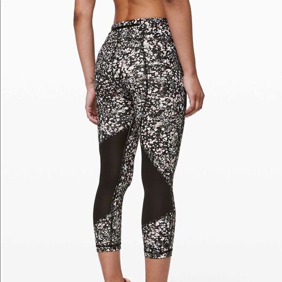 Lululemon Pace Rival Crop  - Picture 1 of 6